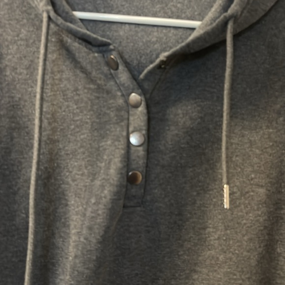 Shein curve plaid sleeve hoodie size 1XL - Picture 2 of 6